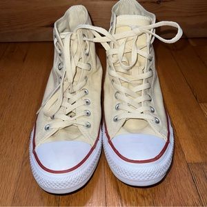 Converse Chuck Taylor All Star high top Yellow sneaker. Excellent new condition